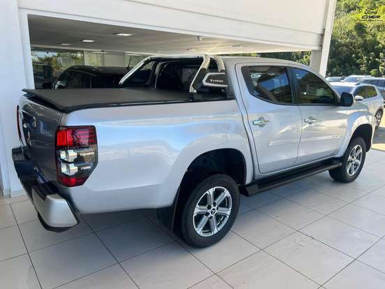 MITSUBISHI-L200 TRITON-2.4 16V TURBO DIESEL SPORT HPE-S CD 4P 4X4 AUTOMÁTICO MITSUBISHI-L200 TRITON-2021