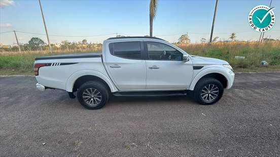 MITSUBISHI-L200 TRITON-2020