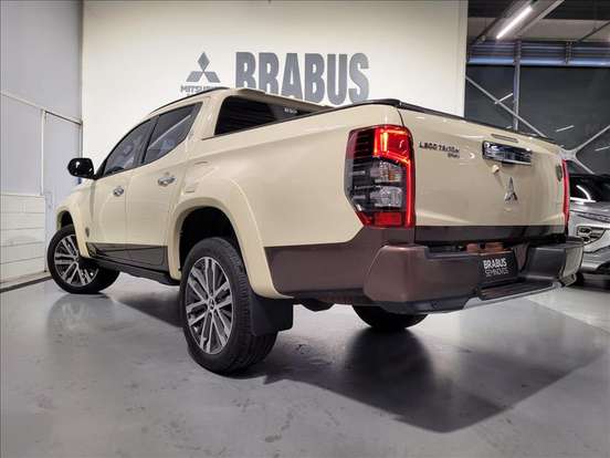 MITSUBISHI-L200 TRITON-2024