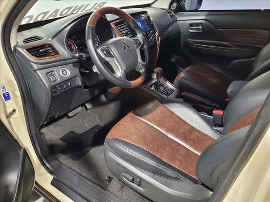 MITSUBISHI-L200 TRITON-2024