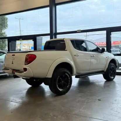 MITSUBISHI-L200 TRITON-2013