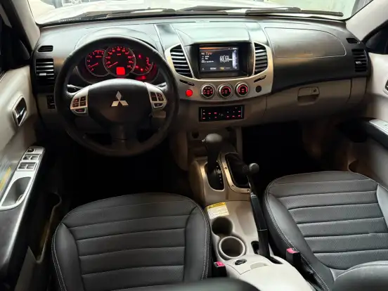 MITSUBISHI-L200 TRITON-2013