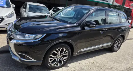 MITSUBISHI-OUTLANDER-2.0 16V GASOLINA 4P AUTOMÁTICO MITSUBISHI-OUTLANDER-2015