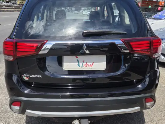 MITSUBISHI-OUTLANDER-2.0 16V GASOLINA 4P AUTOMÁTICO MITSUBISHI-OUTLANDER-2015