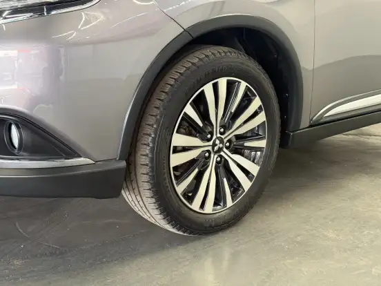 MITSUBISHI-OUTLANDER-2.0 MIVEC GASOLINA GLS AUTOMÁTICO MITSUBISHI-OUTLANDER-2018
