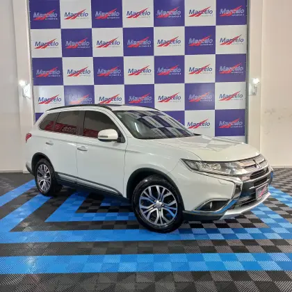 MITSUBISHI OUTLANDER 2.2 4X4 16V DIESEL 4P AUTOMÁTICO