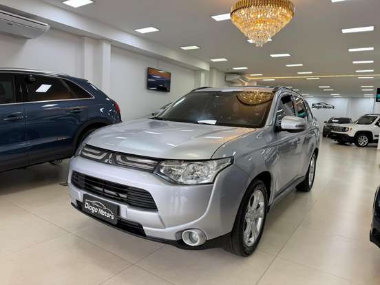 MITSUBISHI-OUTLANDER-2.0 16V GASOLINA 4P AUTOMÁTICO MITSUBISHI-OUTLANDER-2013