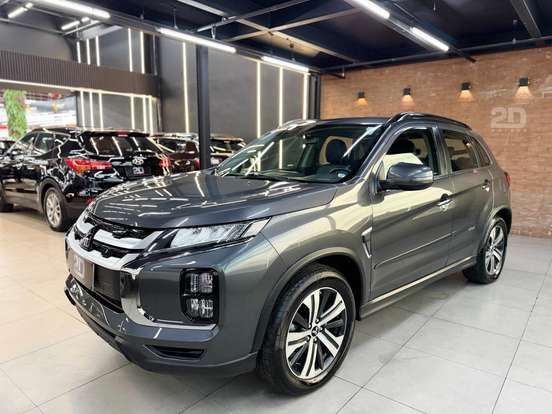 MITSUBISHI-OUTLANDER-2020