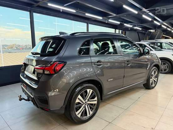 MITSUBISHI-OUTLANDER-2.0 MIVEC GASOLINA HPE AUTOMÁTICO MITSUBISHI-OUTLANDER-2020