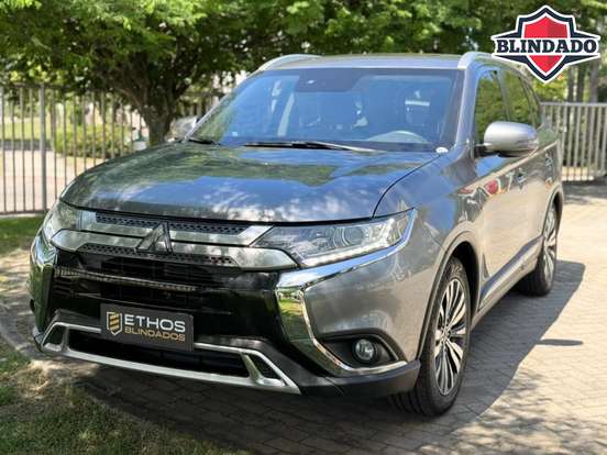 MITSUBISHI-OUTLANDER-2.0 MIVEC GASOLINA HPE AUTOMÁTICO MITSUBISHI-OUTLANDER-2018