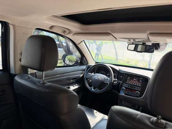 MITSUBISHI-OUTLANDER-2.0 MIVEC GASOLINA HPE AUTOMÁTICO MITSUBISHI-OUTLANDER-2018