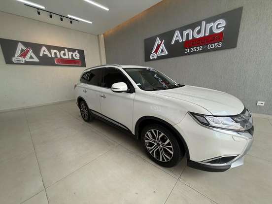 MITSUBISHI-OUTLANDER-2015