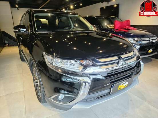 MITSUBISHI-OUTLANDER-2016
