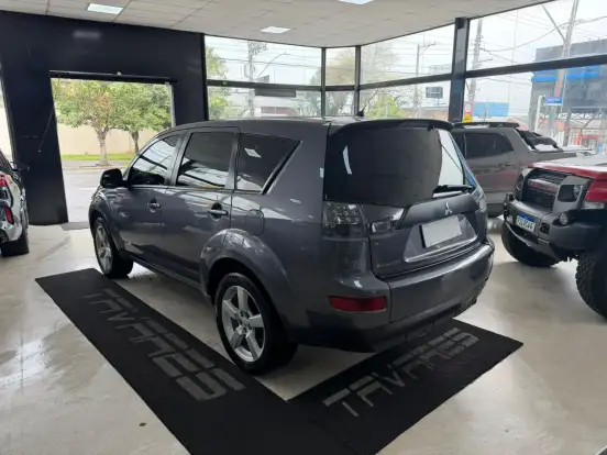 MITSUBISHI-OUTLANDER-3.0 4X4 V6 24V GASOLINA 4P AUTOMÁTICO MITSUBISHI-OUTLANDER-2007