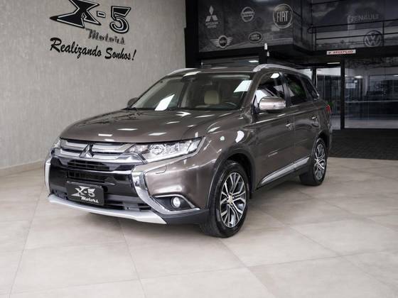 MITSUBISHI OUTLANDER 3.0 GT 4X4 V6 24V GASOLINA 4P AUTOMÁTICO