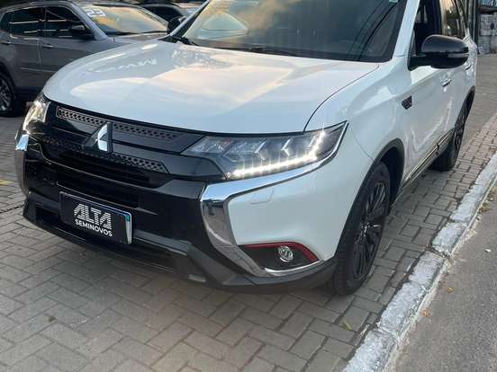 MITSUBISHI-OUTLANDER-3.0 MIVEC V6 GASOLINA HPE-S BLACK EDITION AWD AUTOMÁTICO MITSUBISHI-OUTLANDER-2021