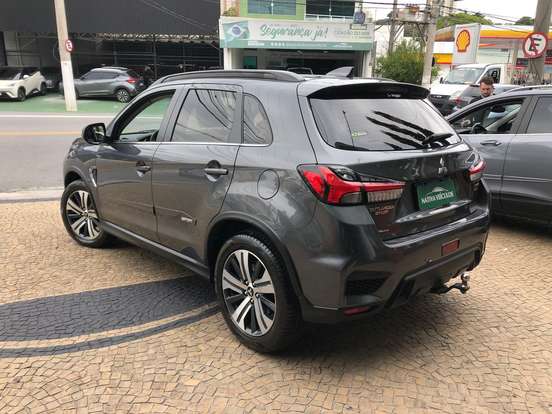 MITSUBISHI-OUTLANDER SPORT-2.0 MIVEC FLEX HPE AWD AUTOMÁTICO MITSUBISHI-OUTLANDER SPORT-2021