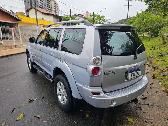 MITSUBISHI-PAJERO-2.5 HD 4X4 8V TURBO INTERCOOLER DIESEL 4P MANUAL MITSUBISHI-PAJERO-2010