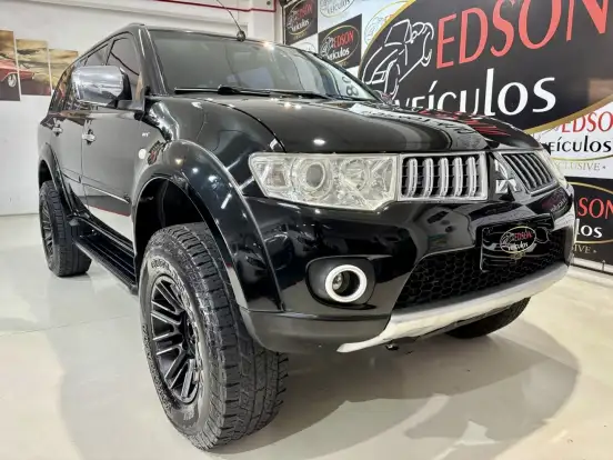 MITSUBISHI-PAJERO DAKAR-3.2 HPE 4X4 7 LUGARES 16V TURBO INTERCOOLER DIESEL 4P AUTOMÁTICO MITSUBISHI-PAJERO DAKAR-2010