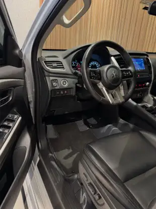 MITSUBISHI-PAJERO SPORT-2024