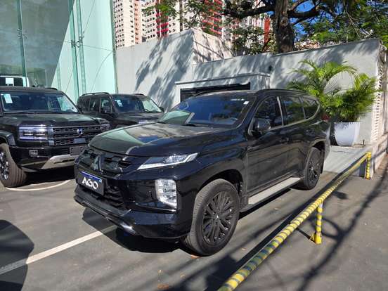 MITSUBISHI-PAJERO SPORT-2.4 16V MIVEC TURBO DIESEL LEGEND BLACK AWD AUTOMÁTICO MITSUBISHI-PAJERO SPORT-2025