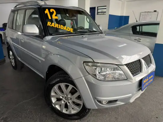 MITSUBISHI-PAJERO TR4-2.0 4X2 16V 140CV FLEX 4P AUTOMÁTICO MITSUBISHI-PAJERO TR4-2012