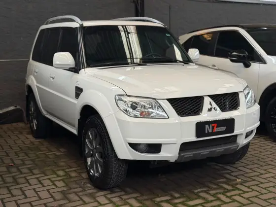 MITSUBISHI PAJERO TR4 2.0 4X2 16V 140CV FLEX 4P AUTOMÁTICO