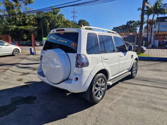 MITSUBISHI-PAJERO TR4-2.0 4X2 16V 140CV FLEX 4P AUTOMÁTICO MITSUBISHI-PAJERO TR4-2013