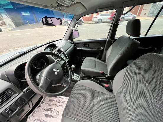 MITSUBISHI-PAJERO TR4-2.0 4X2 16V 140CV FLEX 4P AUTOMÁTICO MITSUBISHI-PAJERO TR4-2012