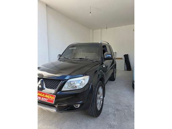 MITSUBISHI-PAJERO TR4-2.0 4X2 16V 140CV FLEX 4P MANUAL MITSUBISHI-PAJERO TR4-2012