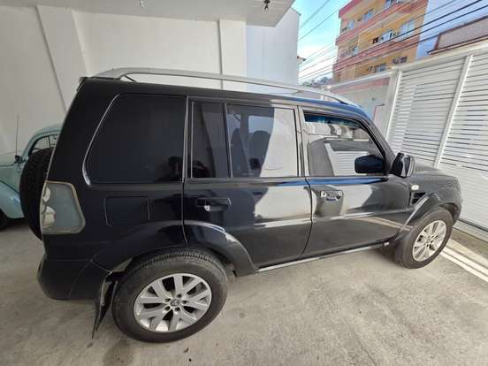 MITSUBISHI-PAJERO TR4-2.0 4X2 16V 140CV FLEX 4P MANUAL MITSUBISHI-PAJERO TR4-2012