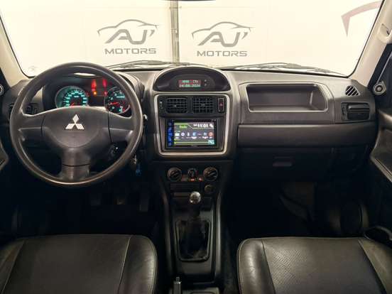 MITSUBISHI-PAJERO TR4-2.0 4X2 16V 140CV FLEX 4P MANUAL MITSUBISHI-PAJERO TR4-2012