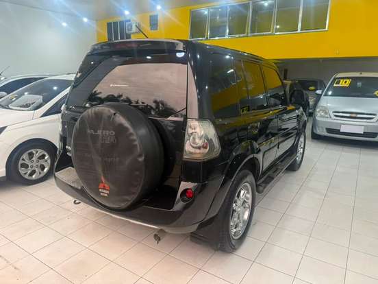 MITSUBISHI-PAJERO TR4-2009