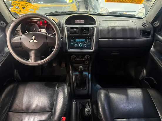 MITSUBISHI-PAJERO TR4-2.0 4X4 16V FLEX 4P MANUAL MITSUBISHI-PAJERO TR4-2009