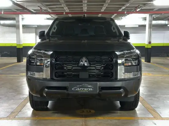 MITSUBISHI-TRITON-2.4 BITURBO DIESEL CD HPE 4X4 AUTOMÁTICO MITSUBISHI-TRITON-2025