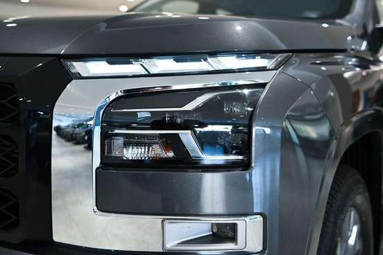 MITSUBISHI-TRITON-2025
