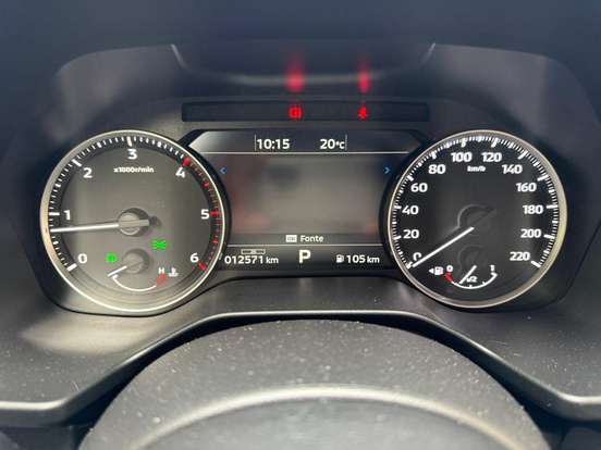 MITSUBISHI-TRITON-2025