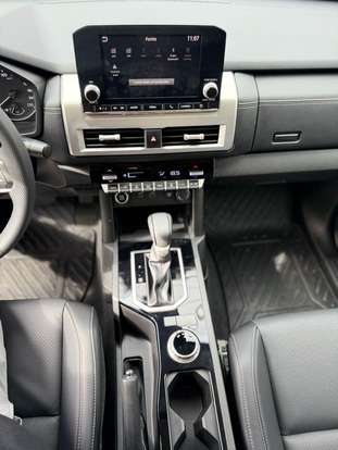 MITSUBISHI-TRITON-2025