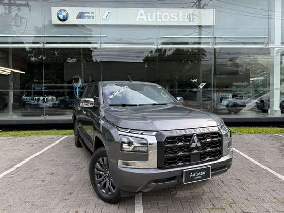 MITSUBISHI-TRITON-2026