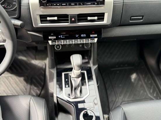 MITSUBISHI-TRITON-2026