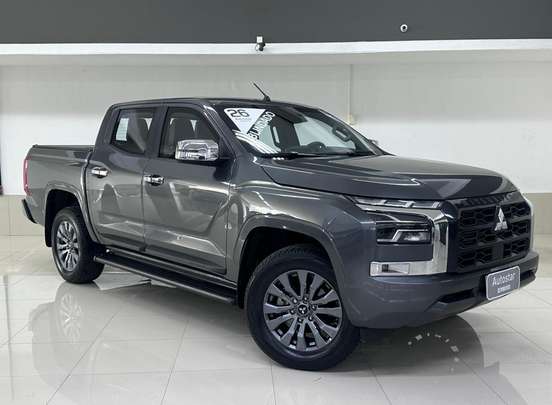 MITSUBISHI-TRITON-2025