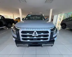 MITSUBISHI TRITON 2.4 BITURBO DIESEL CD KATANA 4X4 AUTOMÁTICO MITSUBISHI TRITON 2.4 BITURBO DIESEL CD KATANA 4X4 AUTOMÁTICO
