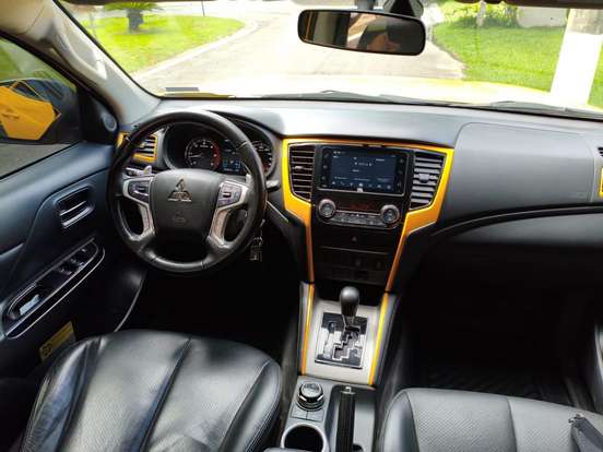 MITSUBISHI-L200 TRITON-2.4 16V TURBO DIESEL SPORT SAVANA CD 4P 4X4 AUTOMÁTICO MITSUBISHI-L200 TRITON-2023