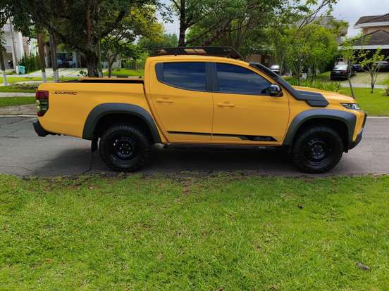 MITSUBISHI-L200 TRITON-2.4 16V TURBO DIESEL SPORT SAVANA CD 4P 4X4 AUTOMÁTICO MITSUBISHI-L200 TRITON-2023