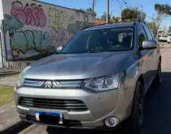 MITSUBISHI OUTLANDER 3.0 GT 4X4 V6 24V GASOLINA 4P AUTOMÁTICO MITSUBISHI OUTLANDER 3.0 GT 4X4 V6 24V GASOLINA 4P AUTOMÁTICO