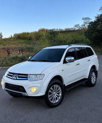 MITSUBISHI PAJERO DAKAR 3.2 HPE 4X4 7 LUGARES 16V TURBO INTERCOOLER DIESEL 4P AUTOMÁTICO