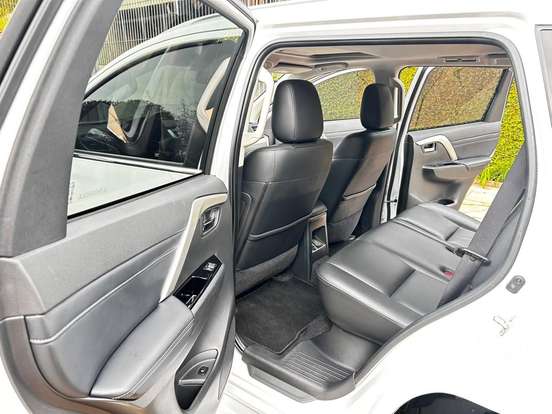 MITSUBISHI-PAJERO SPORT-2024