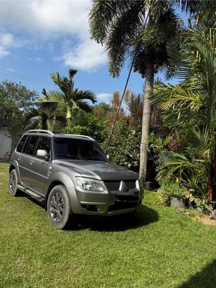 MITSUBISHI PAJERO TR4 2.0 4X2 16V 140CV FLEX 4P AUTOMÁTICO