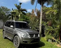 MITSUBISHI PAJERO TR4 2.0 4X2 16V 140CV FLEX 4P AUTOMÁTICO MITSUBISHI PAJERO TR4 2.0 4X2 16V 140CV FLEX 4P AUTOMÁTICO