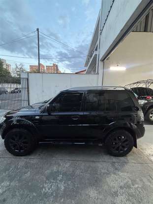MITSUBISHI-PAJERO TR4-2.0 4X4 16V 140CV FLEX 4P AUTOMÁTICO MITSUBISHI-PAJERO TR4-2011